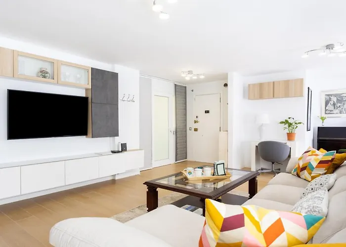 Home2Book Elegance City Center Apartment