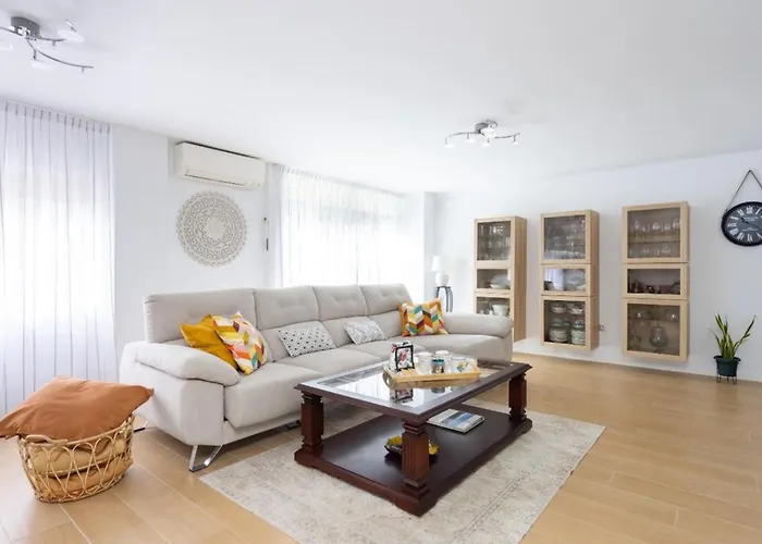 Home2Book Elegance City Center Apartment